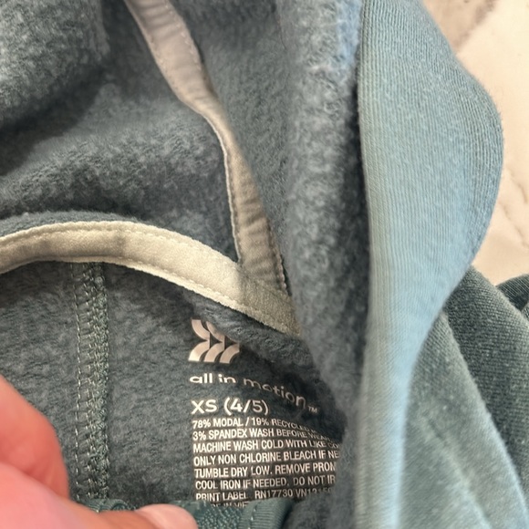 All in Motion running set, size 6, teal/green - Picture 3 of 4